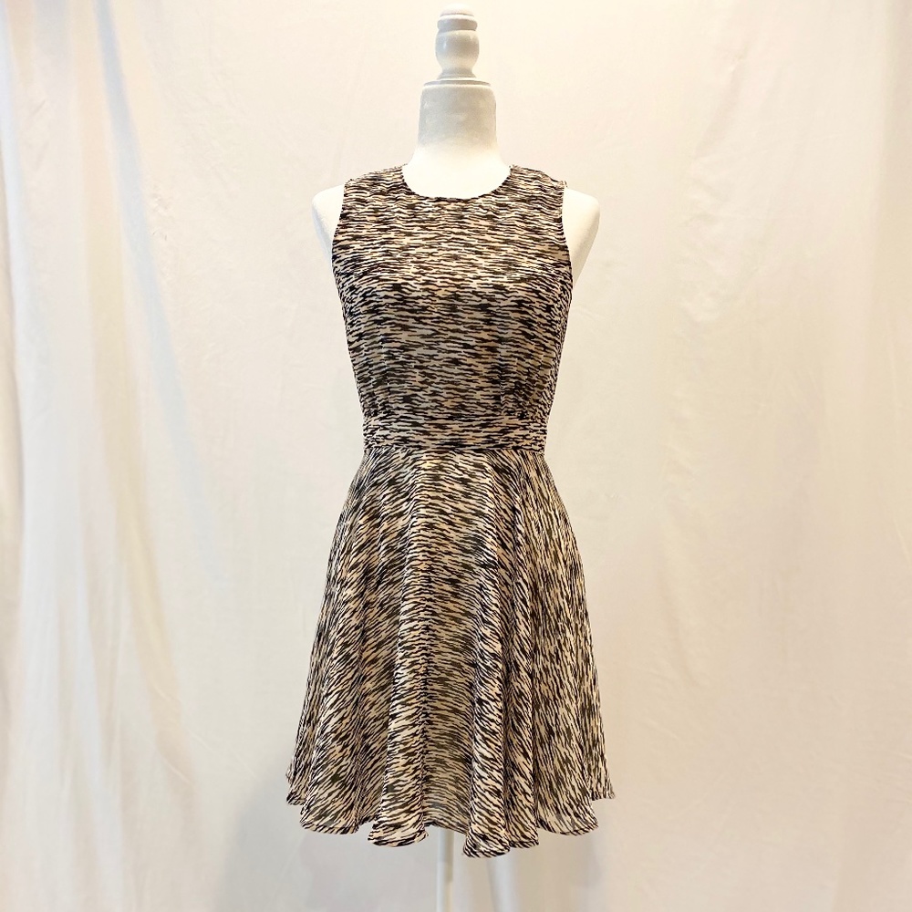 NWT French Connection Sahara Wave Crepe Dress